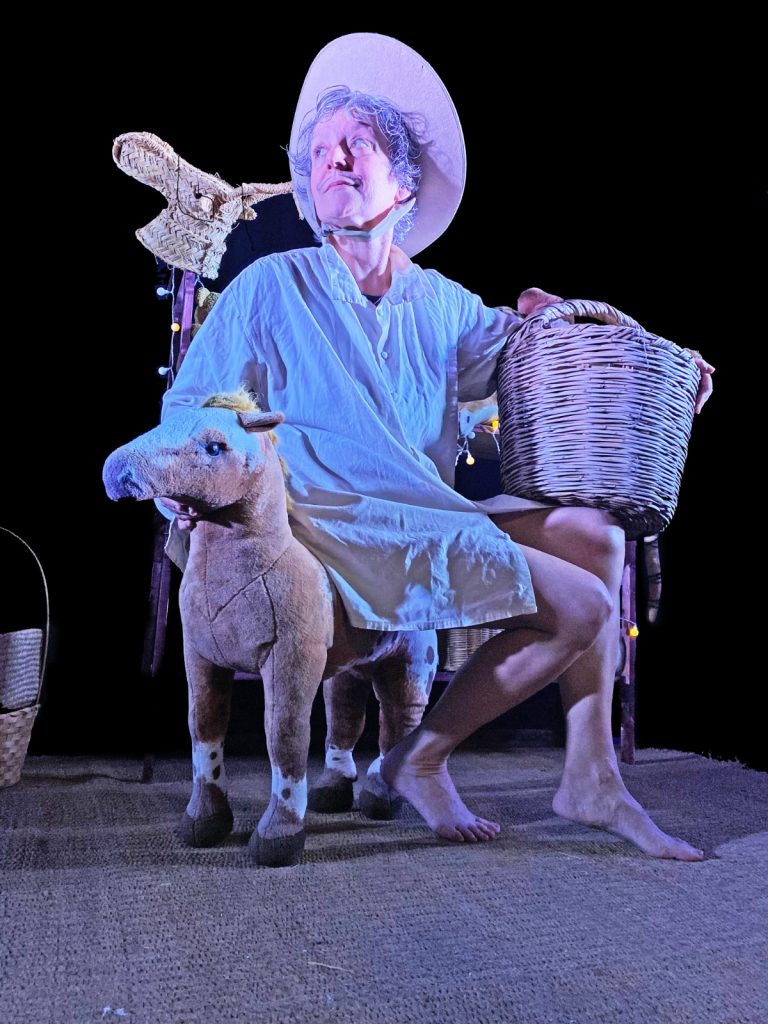 Pepa Muriel en una obra de teatro educativo infantil