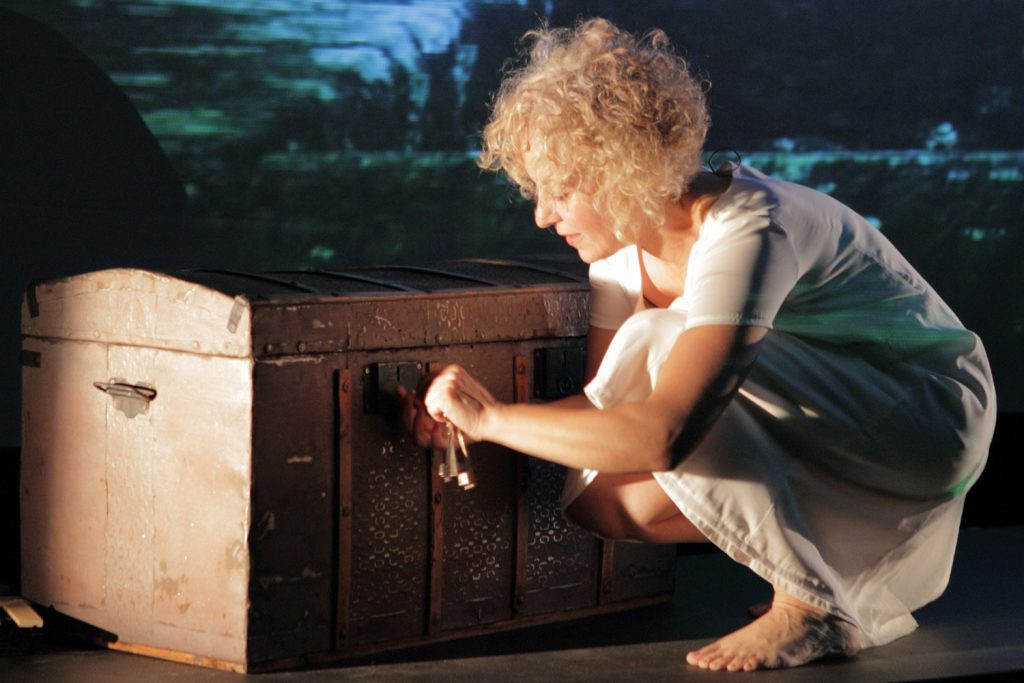 Pepa Muriel en una obra de teatro educativo infantil