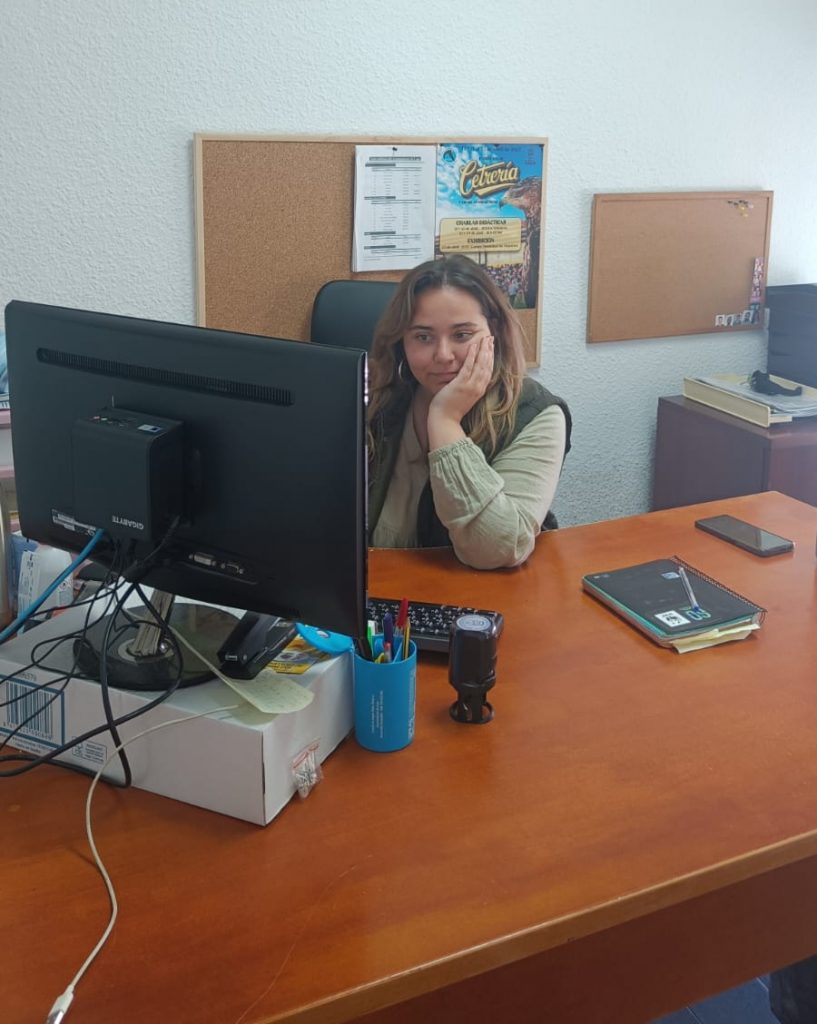 técnico de bienestar animal en Lepe en labores de rescate