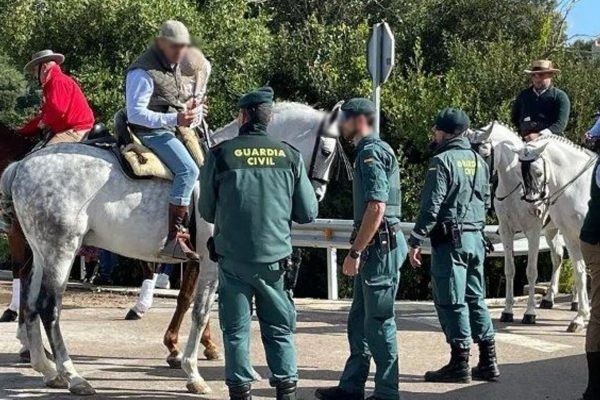¿Puede un caballista ser sometido a la prueba de alcoholemia por la policía? caballista sometido a prueba de alcoholemia por la policía